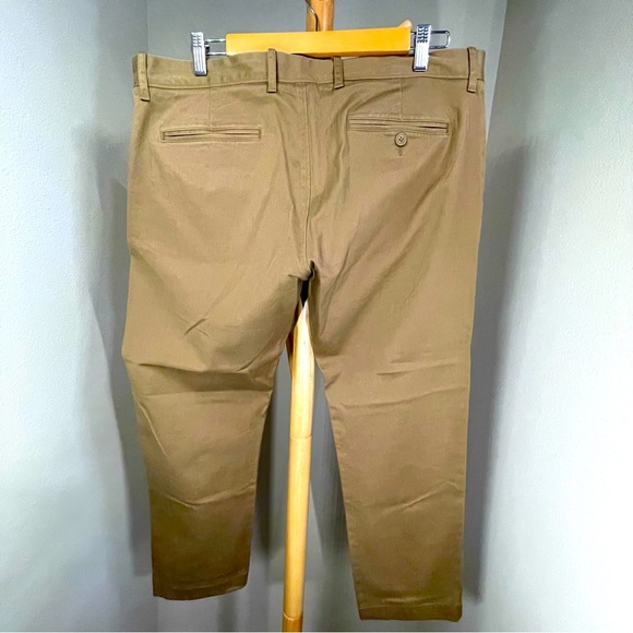 JCREW - Mens Stretch Khakis, Brown Slacks, Size 34 x 30 - Picture 2 of 5